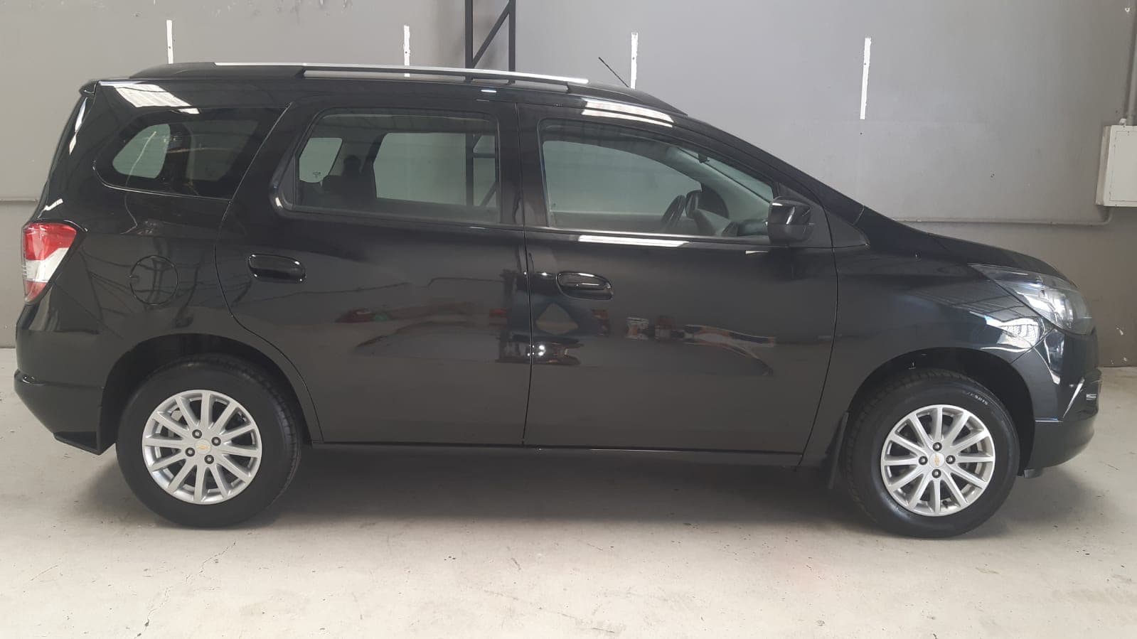 Chevrolet Spin 1.8 LT 2016 - foto 3