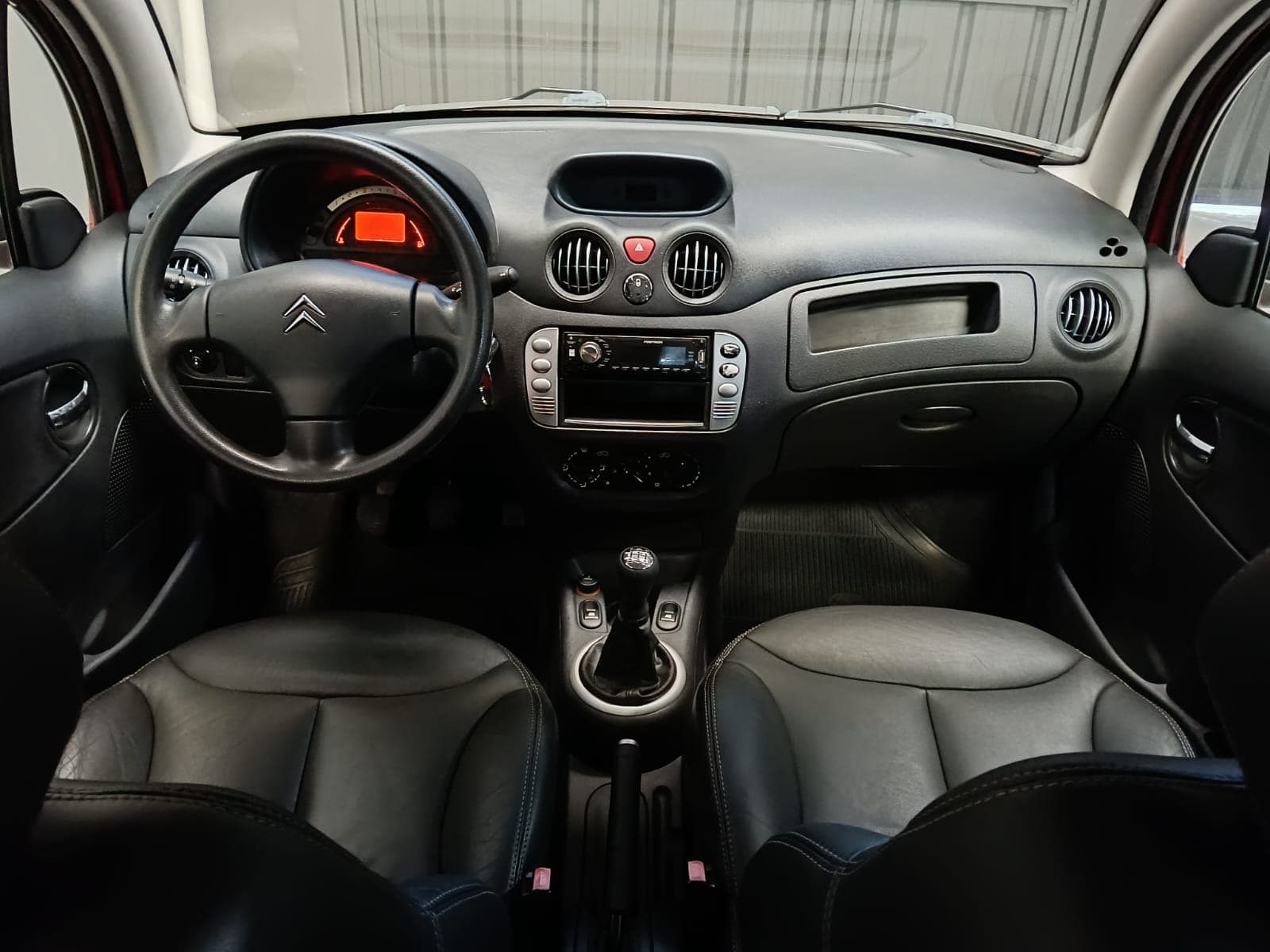 Citroën C3 1.4 GLX 2012 - foto 5